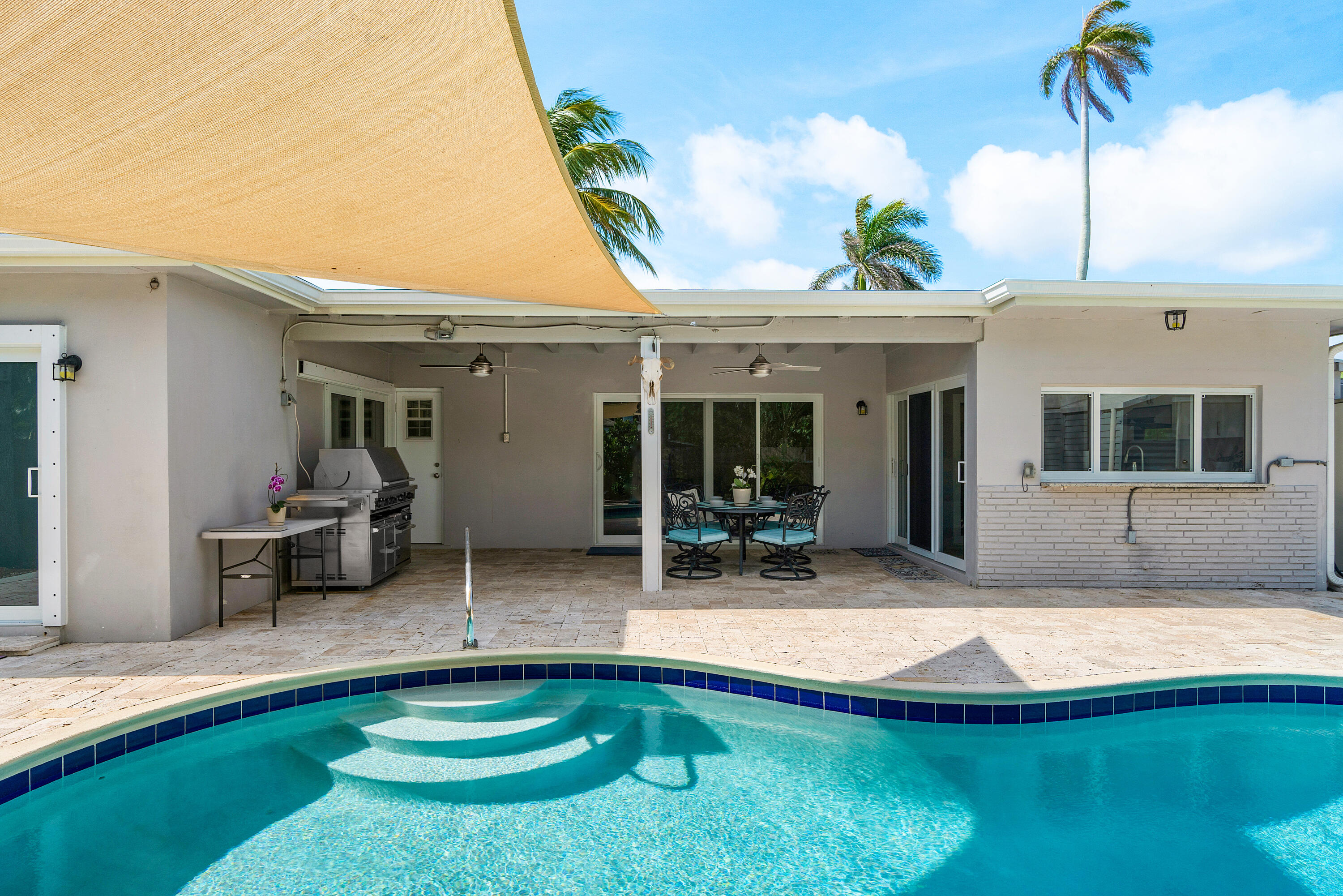 637 Las Palmas Park, Boynton Beach