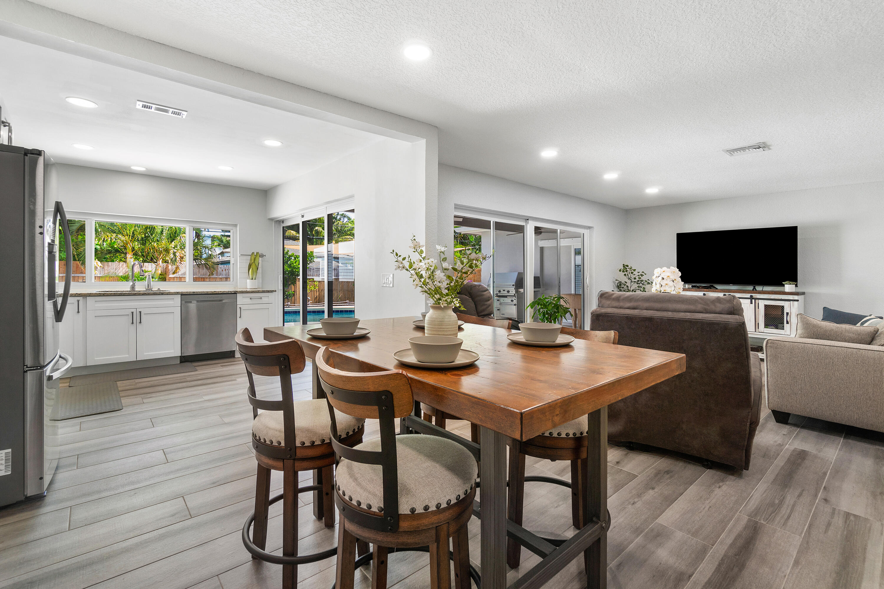 637 Las Palmas Park, Boynton Beach