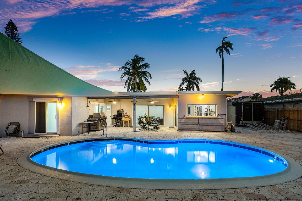 637 Las Palmas Park, Boynton Beach