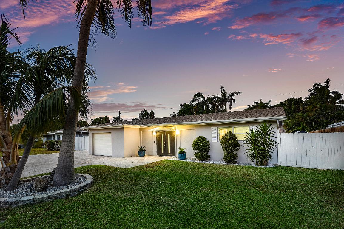 637 Las Palmas Park, Boynton Beach
