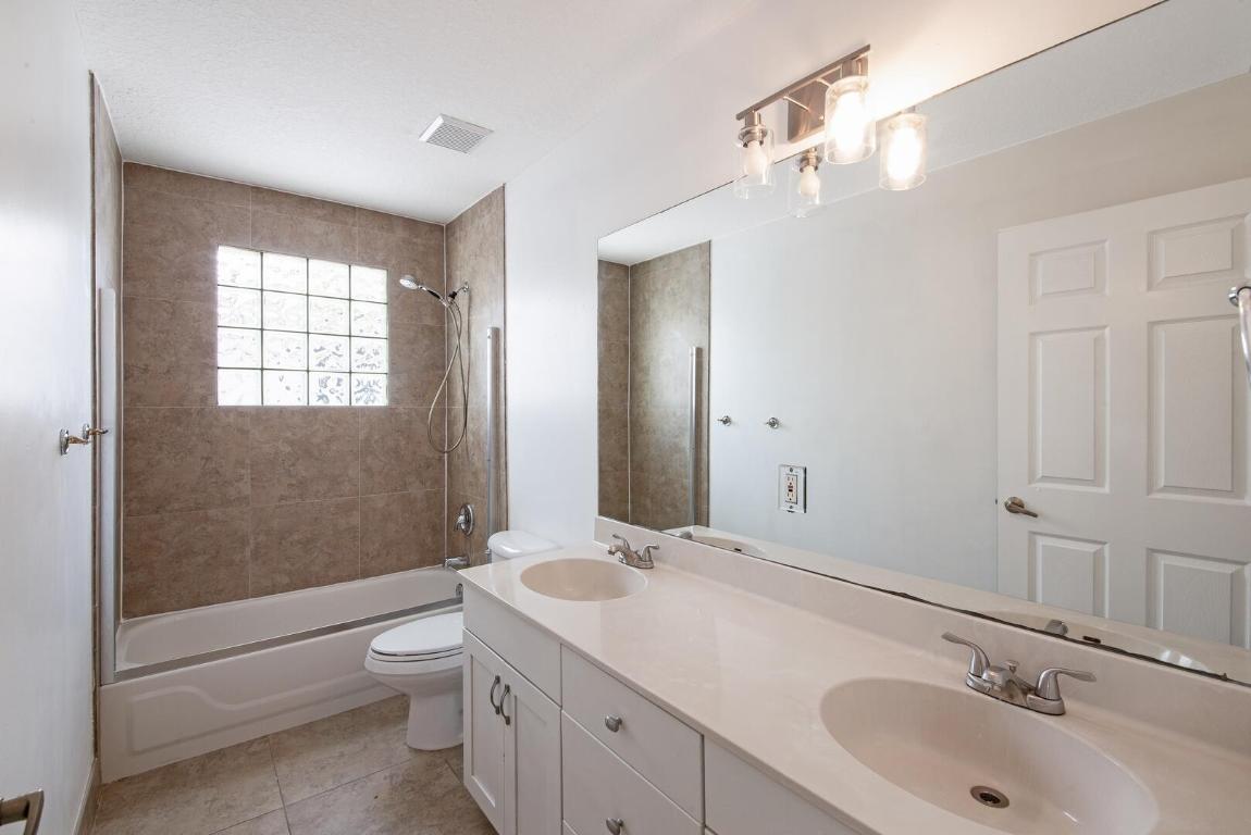 10825 Ravel Court, Boca Raton