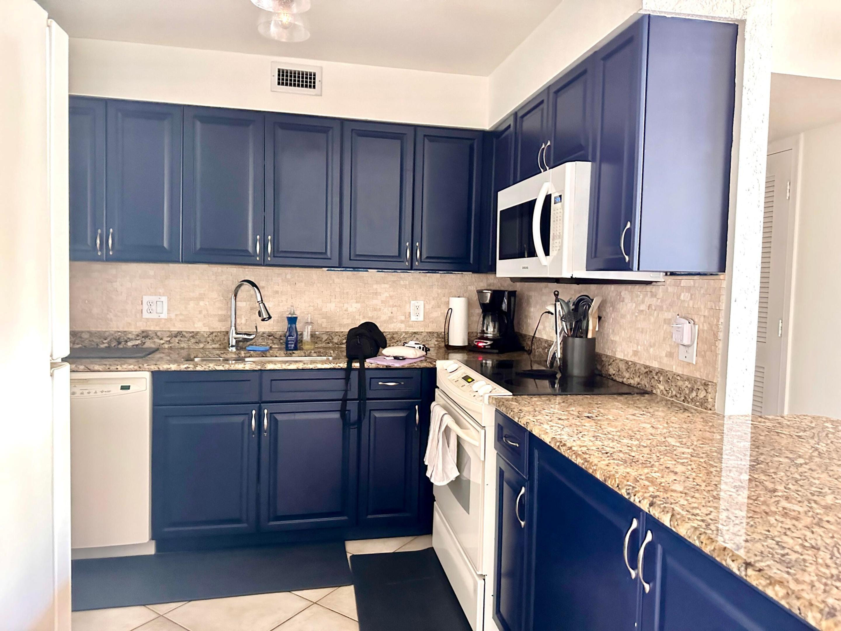 1000 Spanish River Road 3u, Boca Raton Unit: 3u