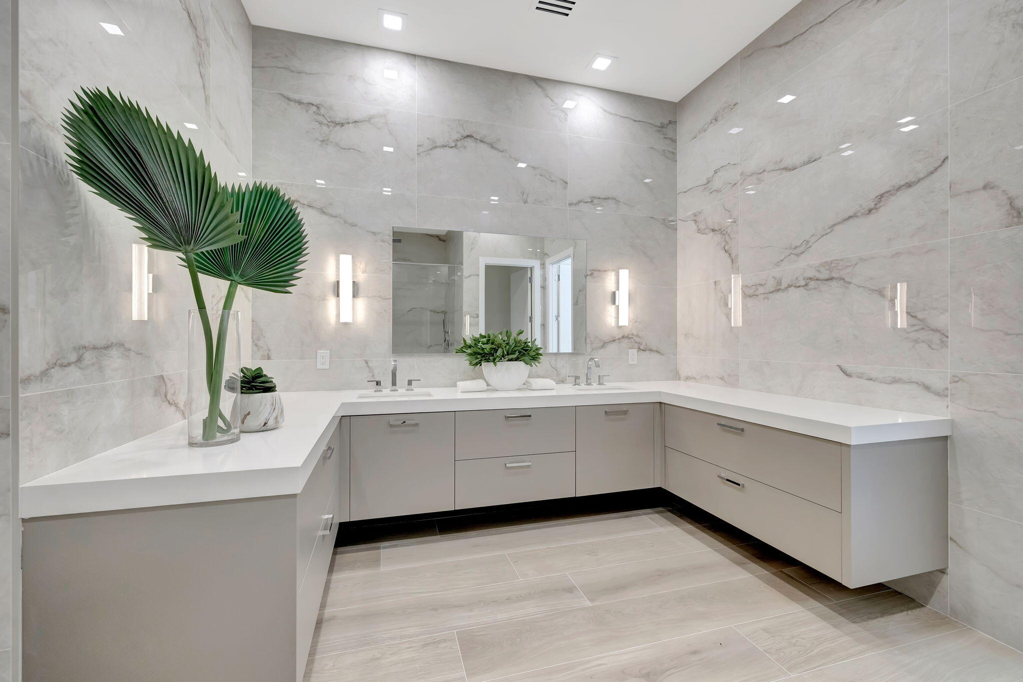 2518 NW 64th Boulevard