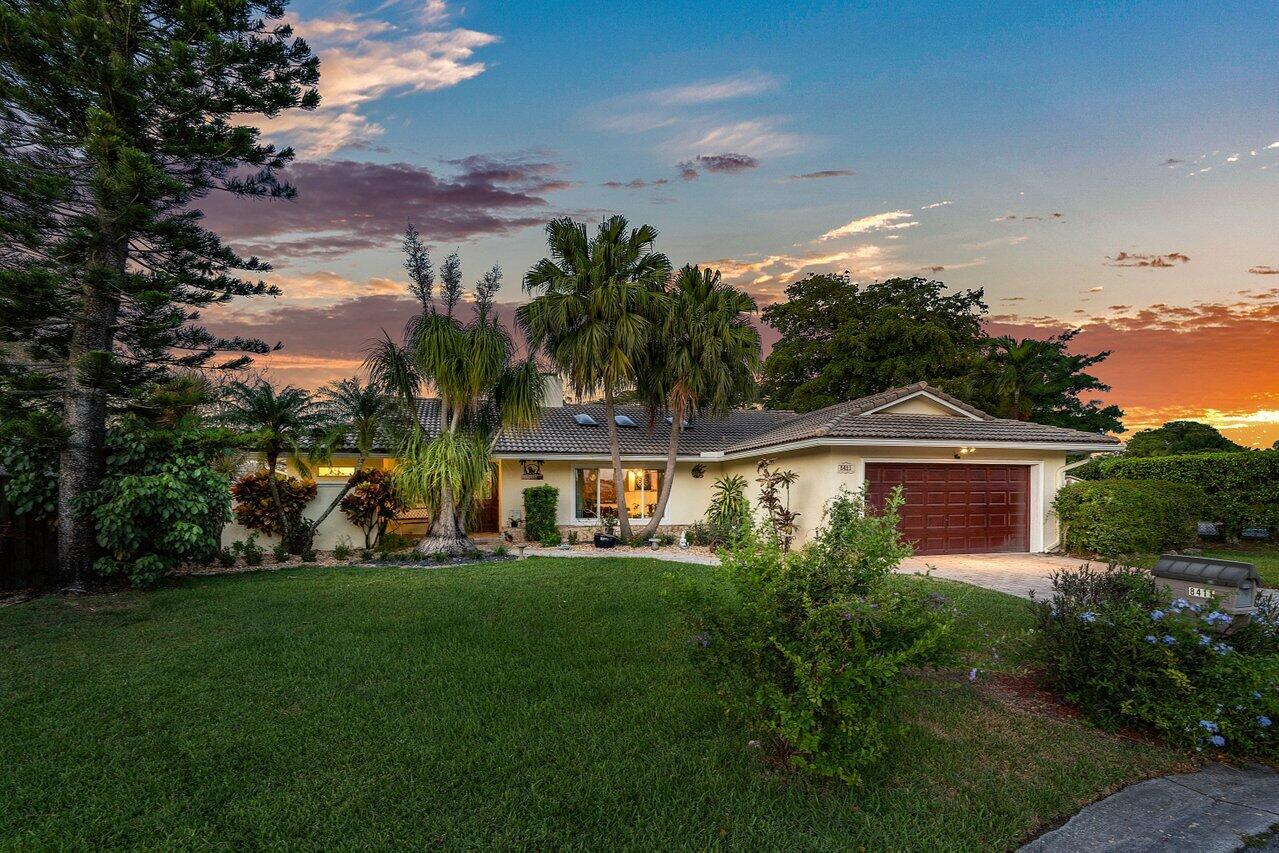 8411 NW 20 Place