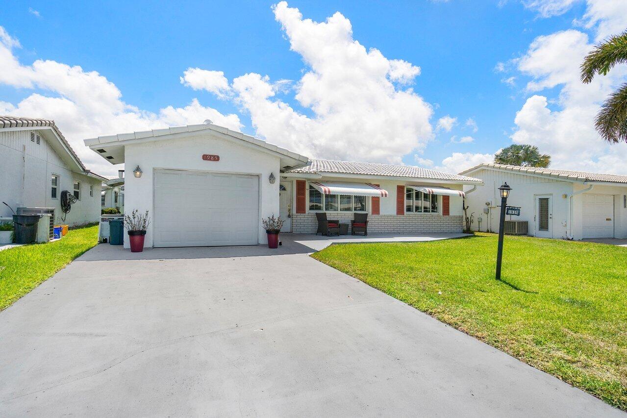 1985 Campanelli Boulevard