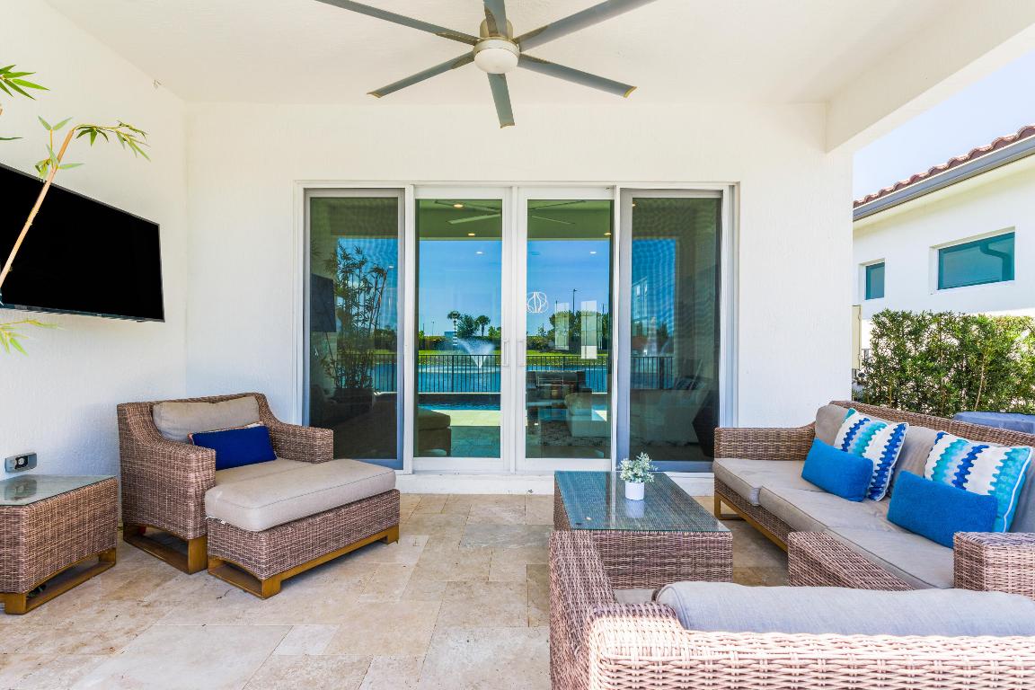 8896 Kingsmoor Way, Lake Worth