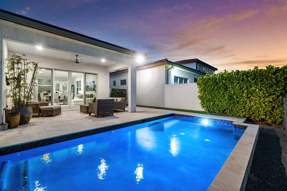 8896 Kingsmoor Way, Lake Worth