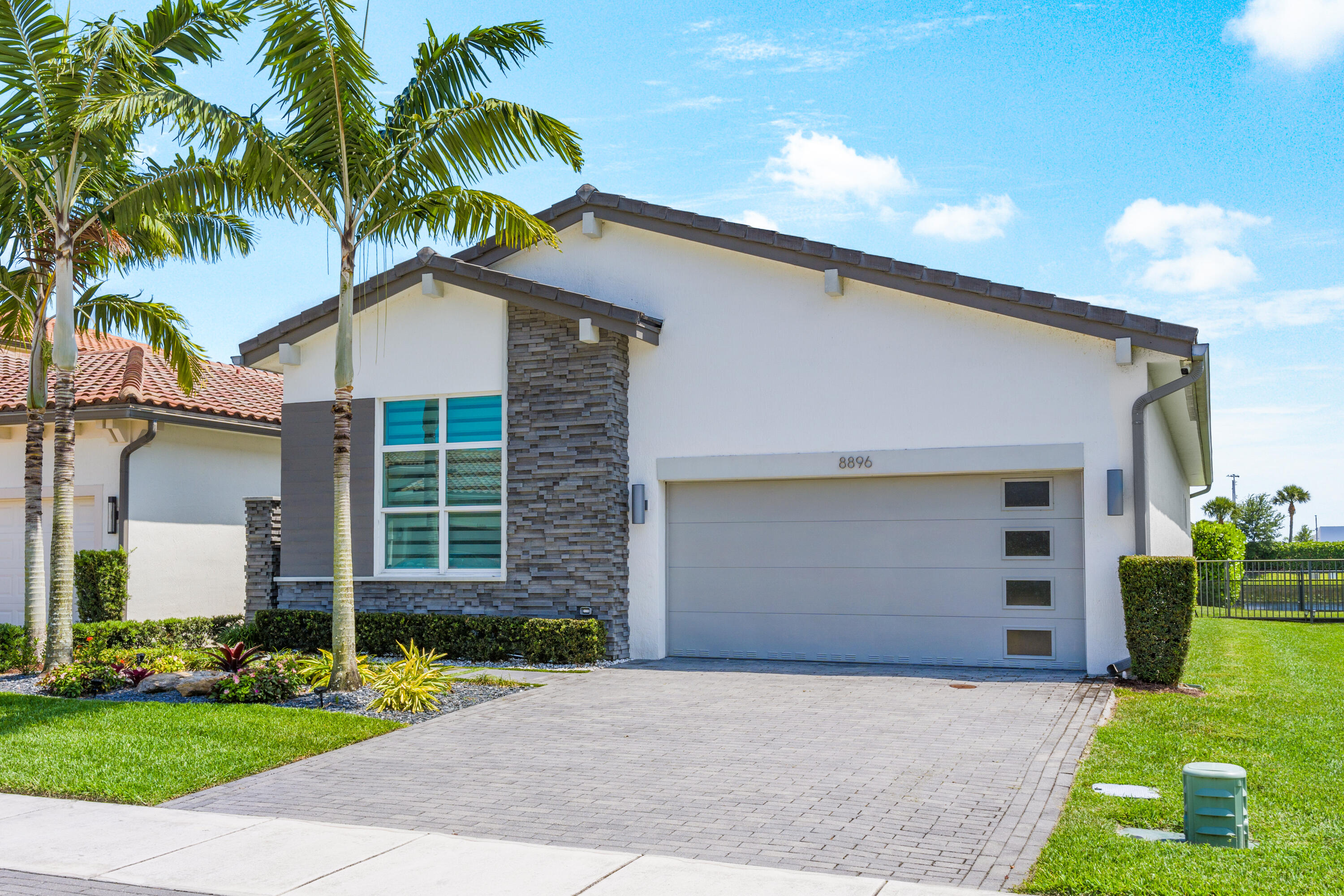 8896 Kingsmoor Way, Lake Worth