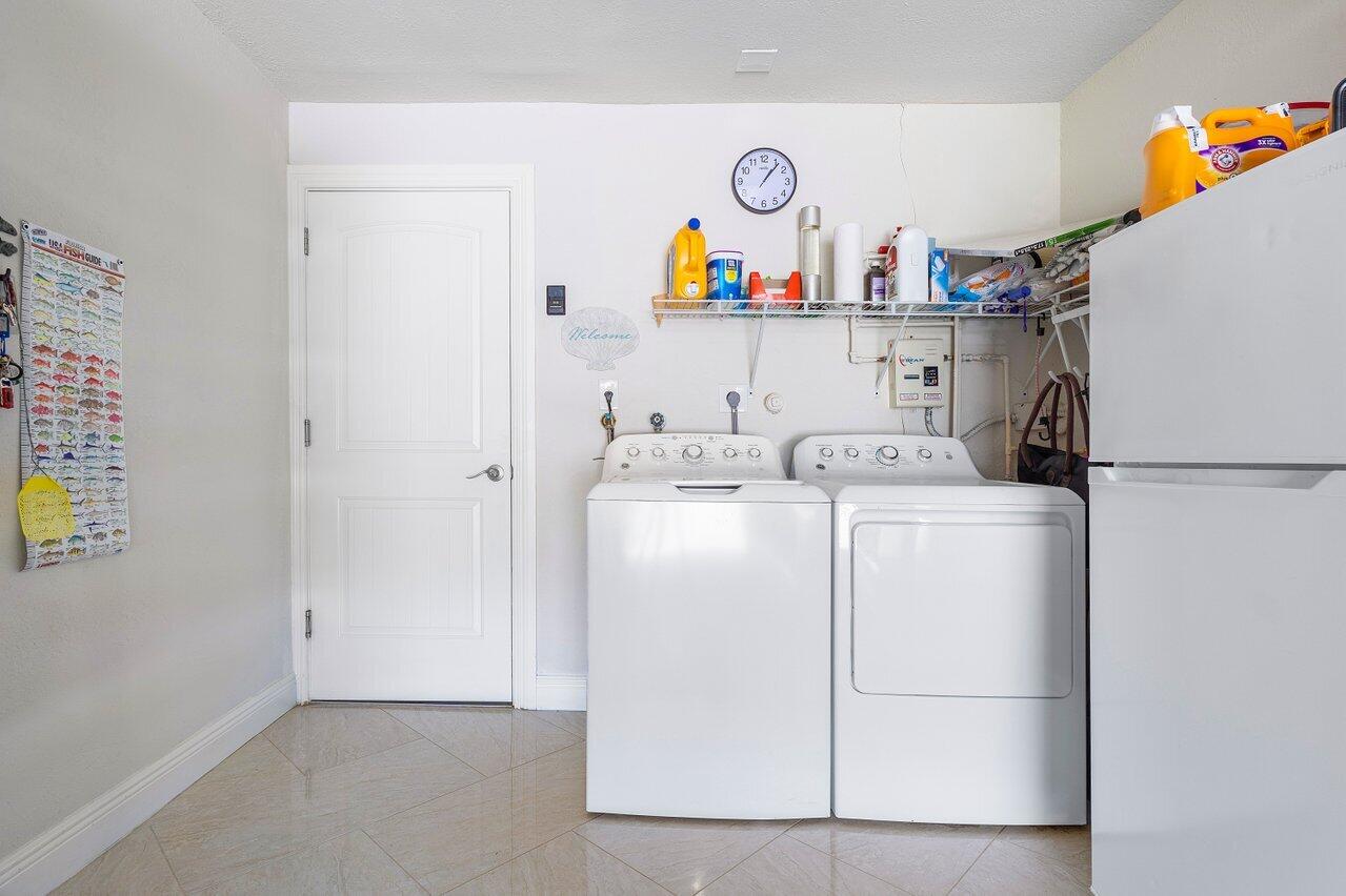 5565 Pebble Brook Lane