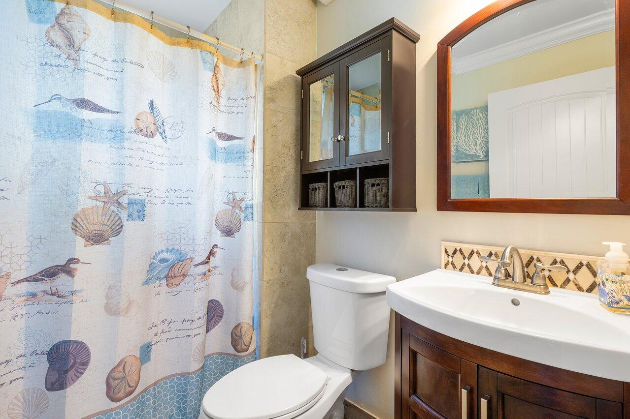 5565 Pebble Brook Lane