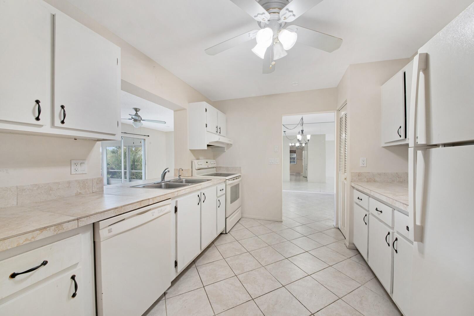 7195 Pine Manor Drive, Lake Worth
