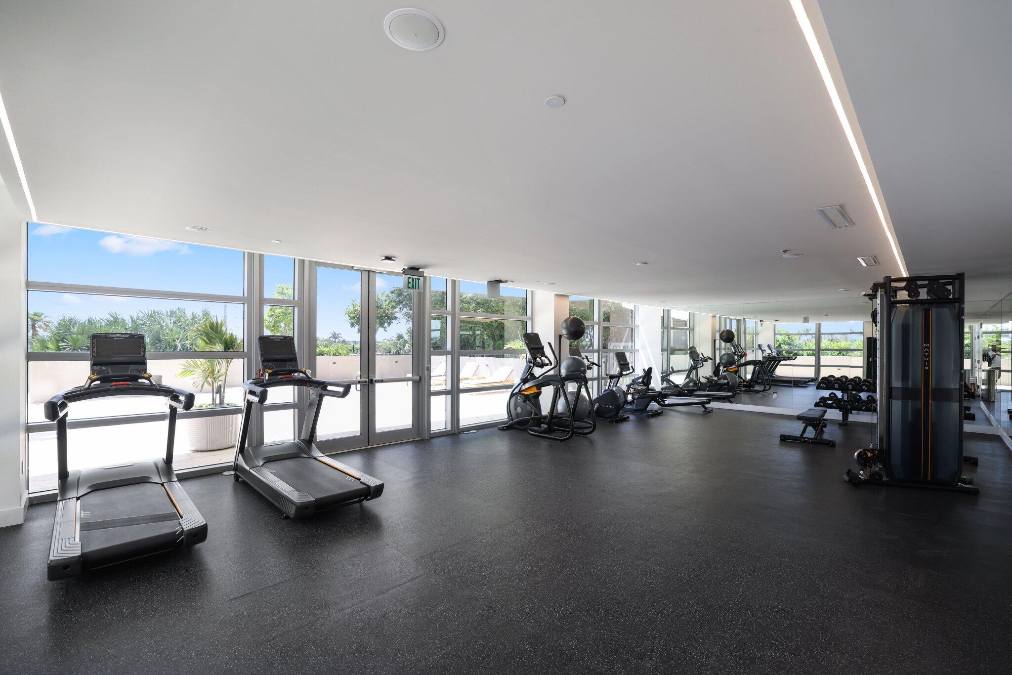 3100 N Ocean Drive 1103p