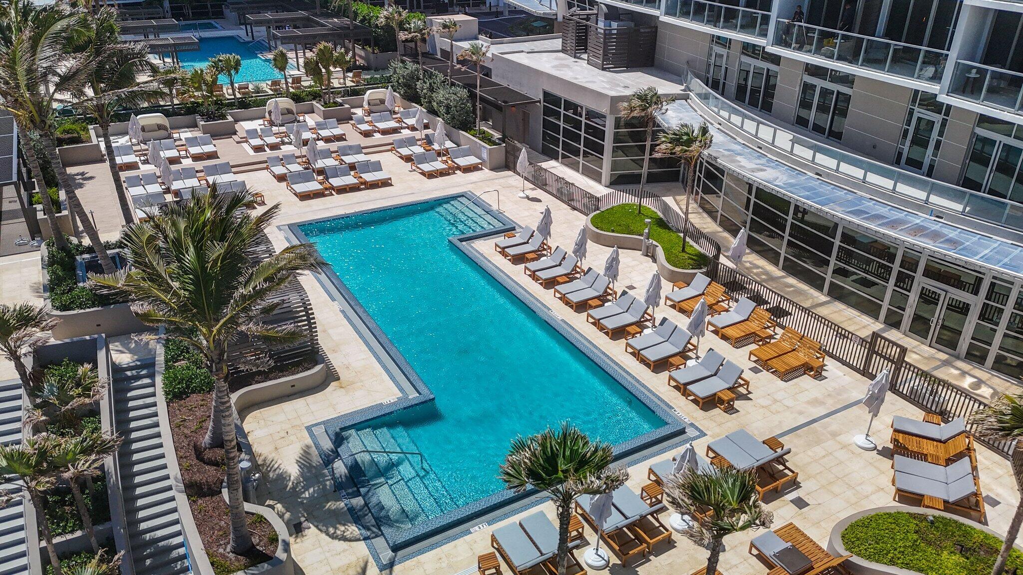 3100 N Ocean Drive 1103p