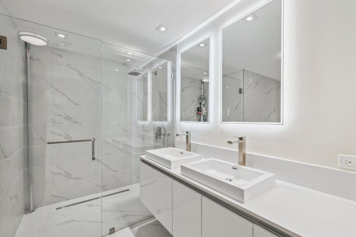 3100 N Ocean Drive 1103p