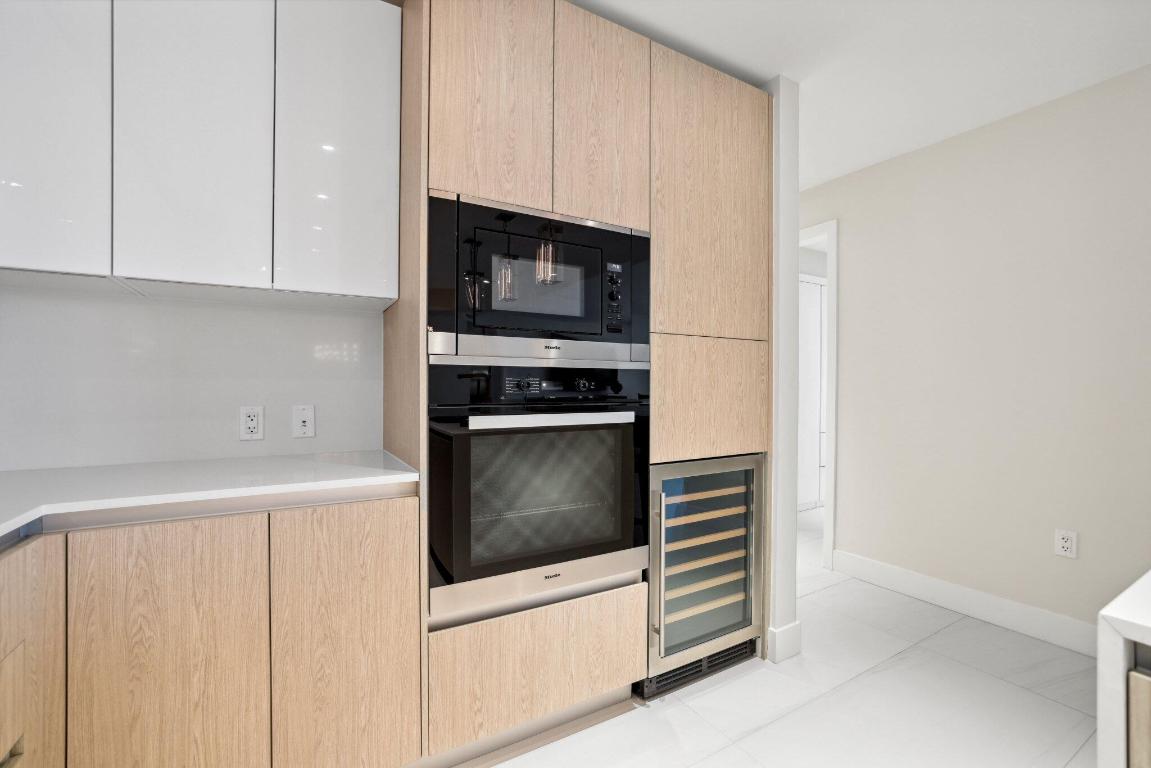 3100 N Ocean Drive 1103p