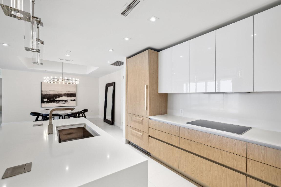 3100 N Ocean Drive 1103p