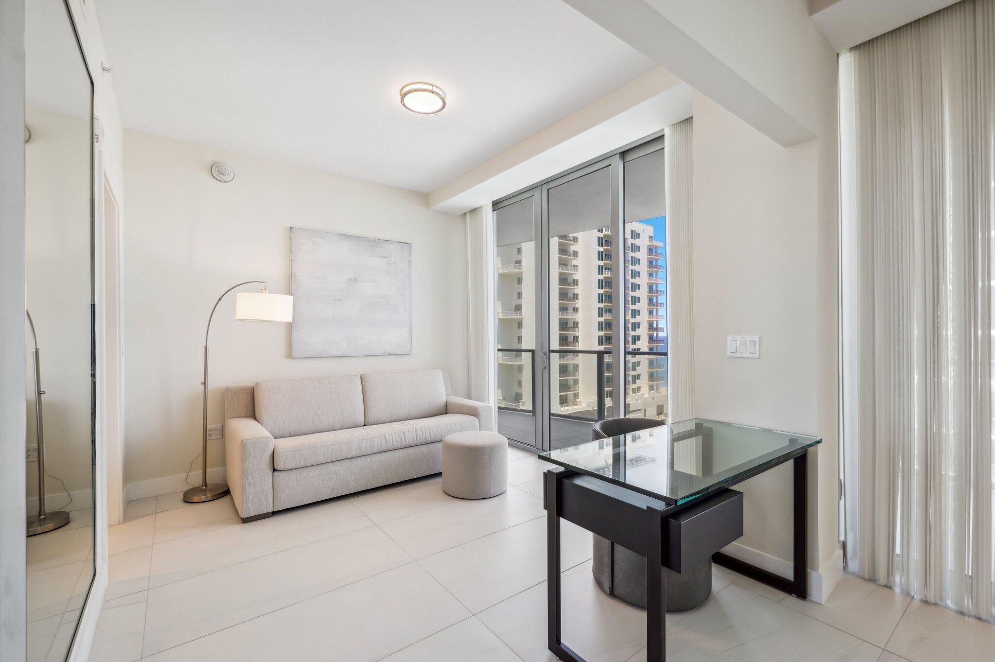 3100 N Ocean Drive 1103p