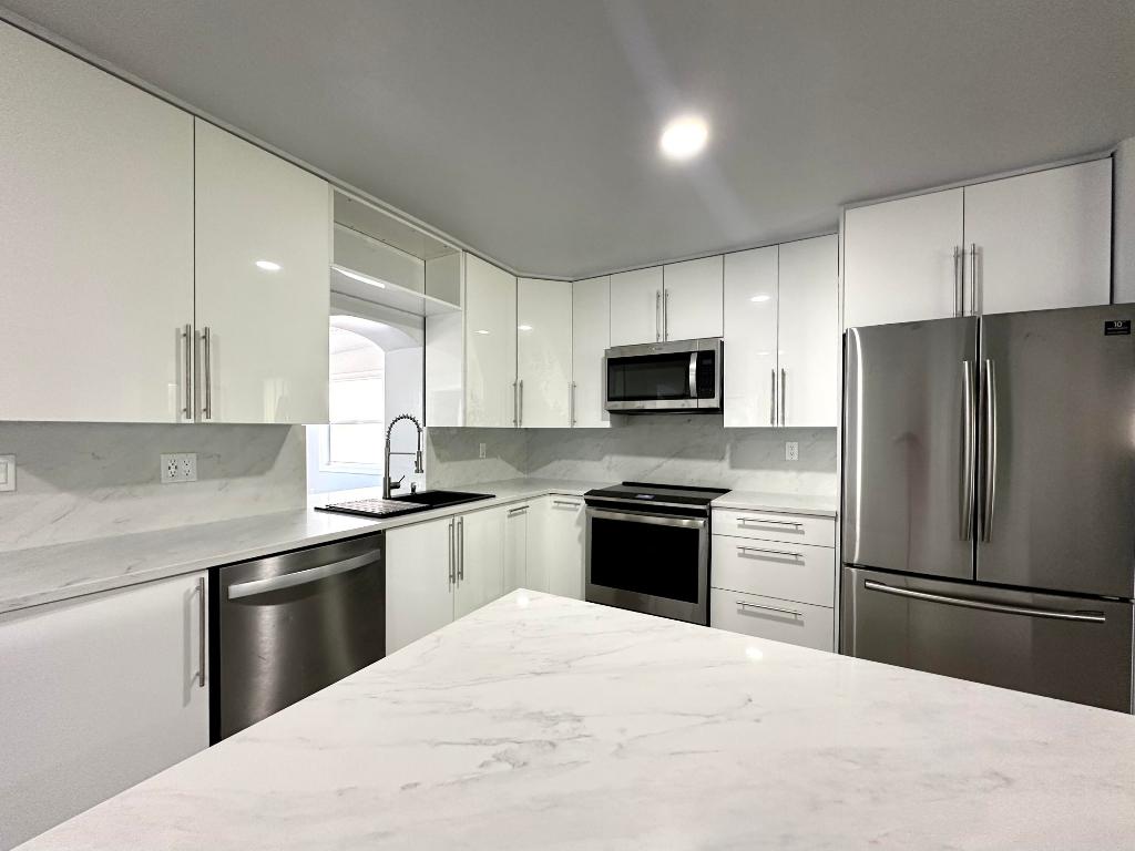 1455 NE Silver Maple Way