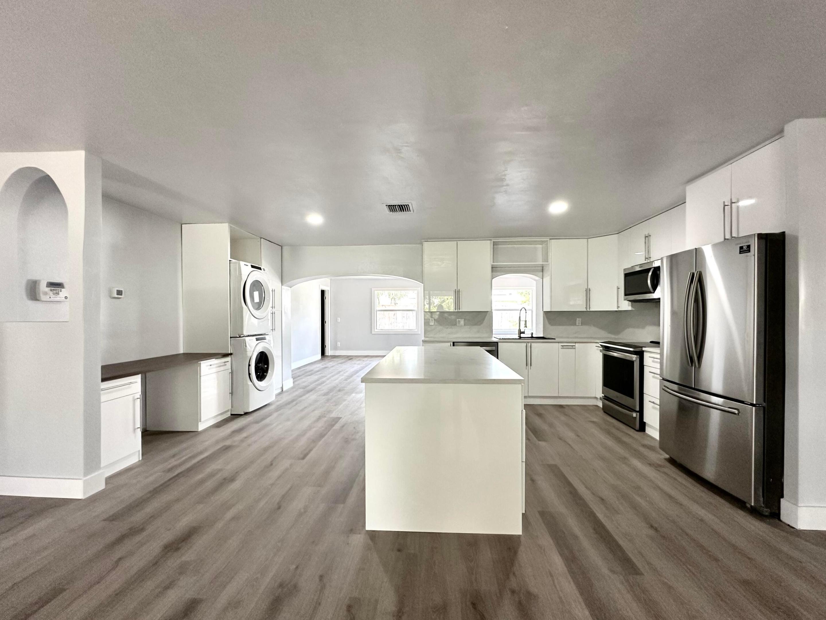 1455 NE Silver Maple Way