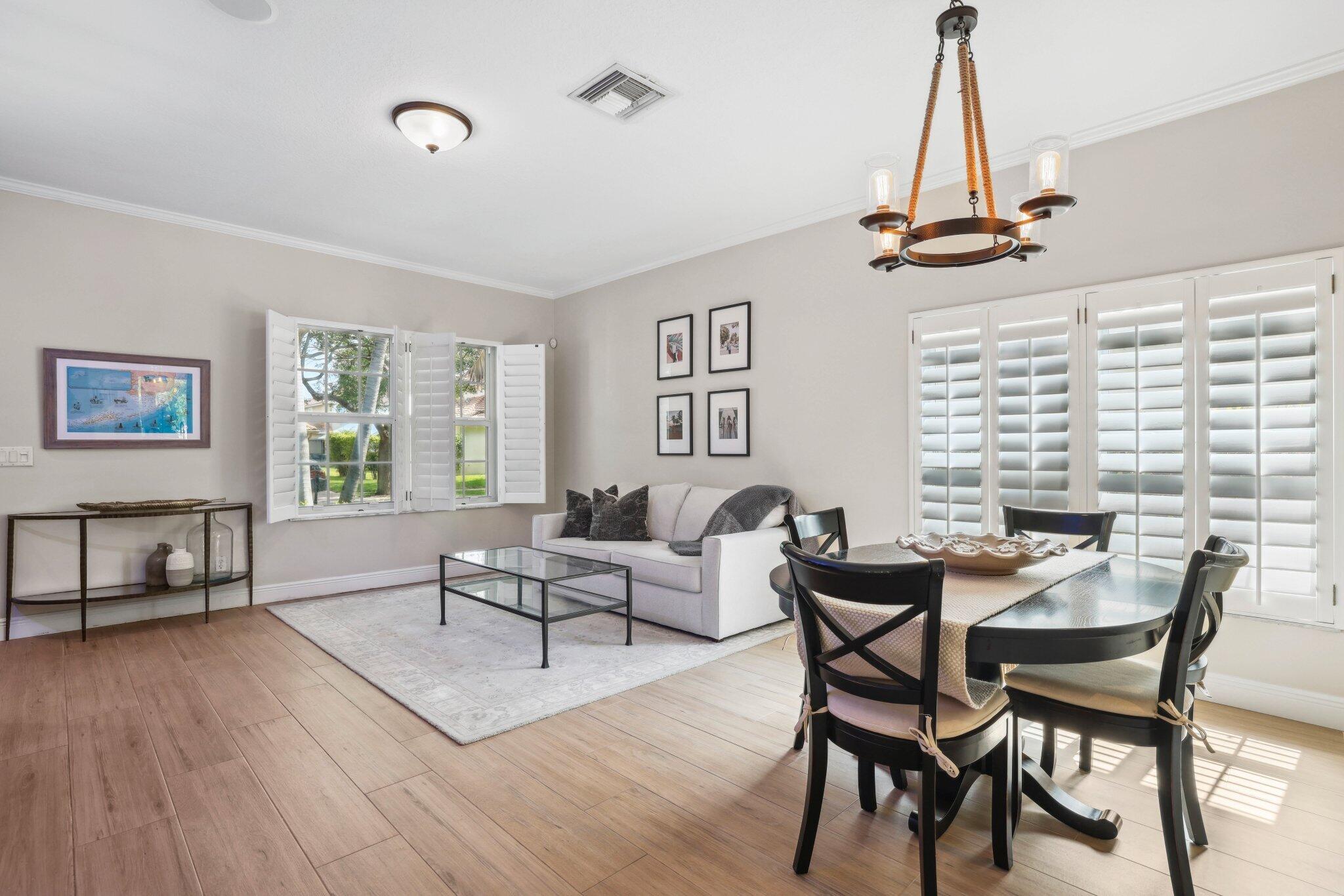 1050 Delray Lakes Drive