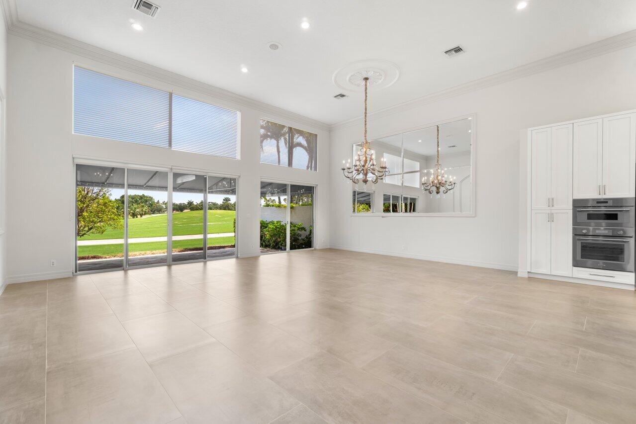 3563 NW Clubside Circle