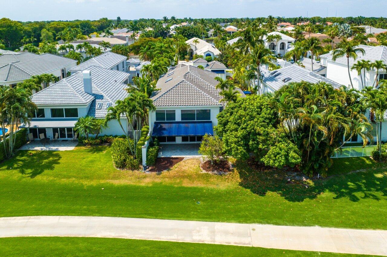 3563 NW Clubside Circle