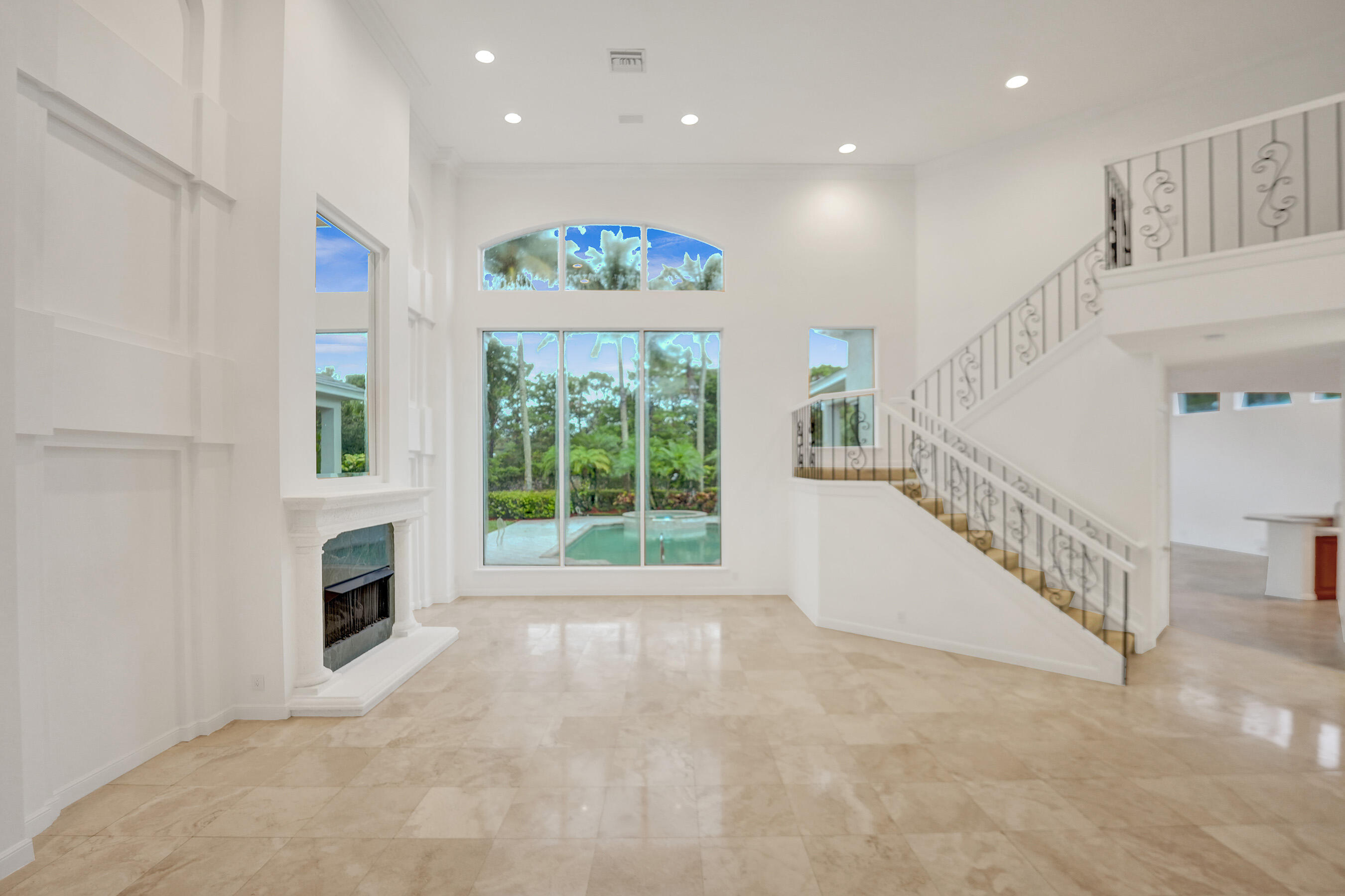 2410 NW 49th Lane