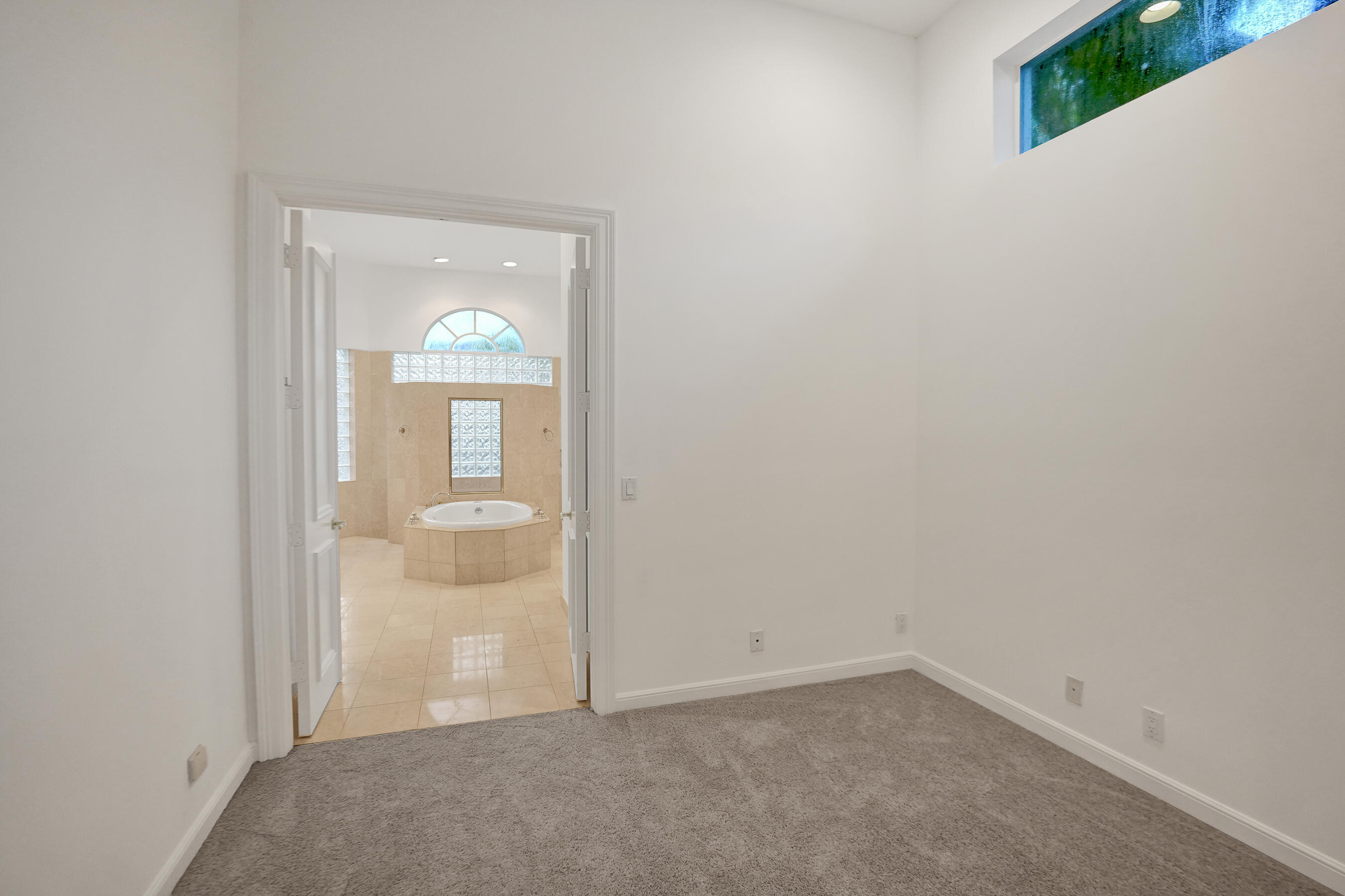 2410 NW 49th Lane