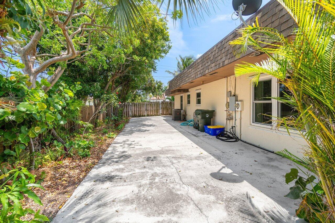 425 NW 11th Street