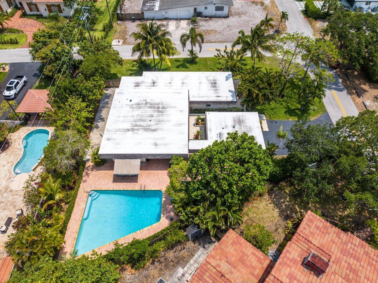 425 NW 11th Street