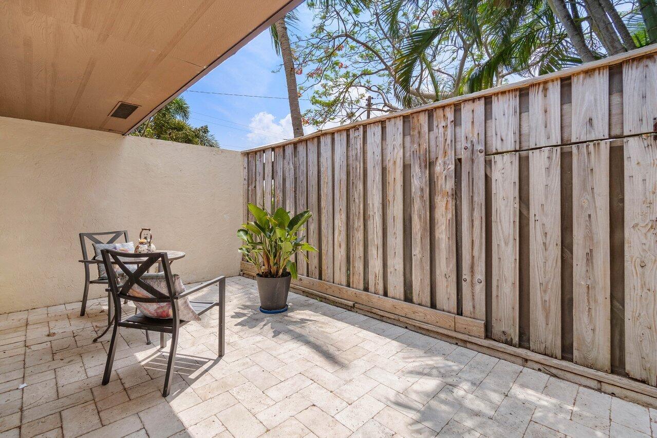 425 NW 11th Street