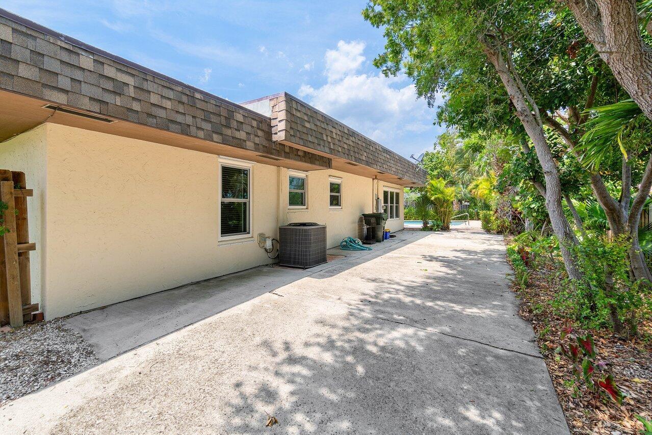 425 NW 11th Street