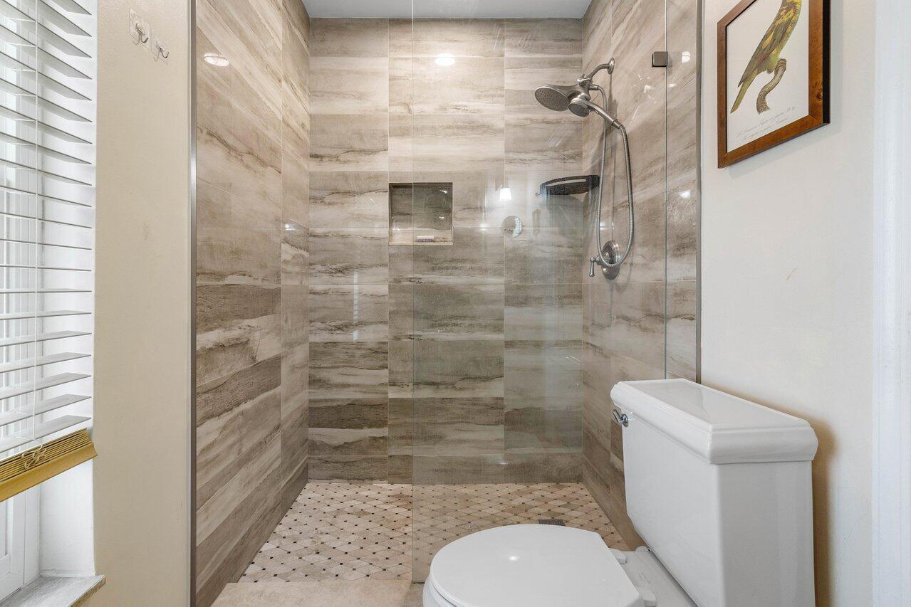 425 NW 11th Street