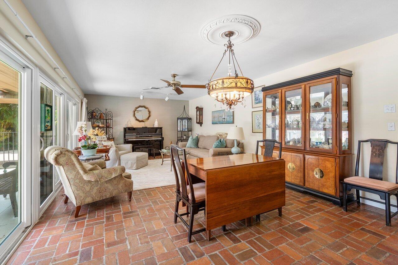 425 NW 11th Street