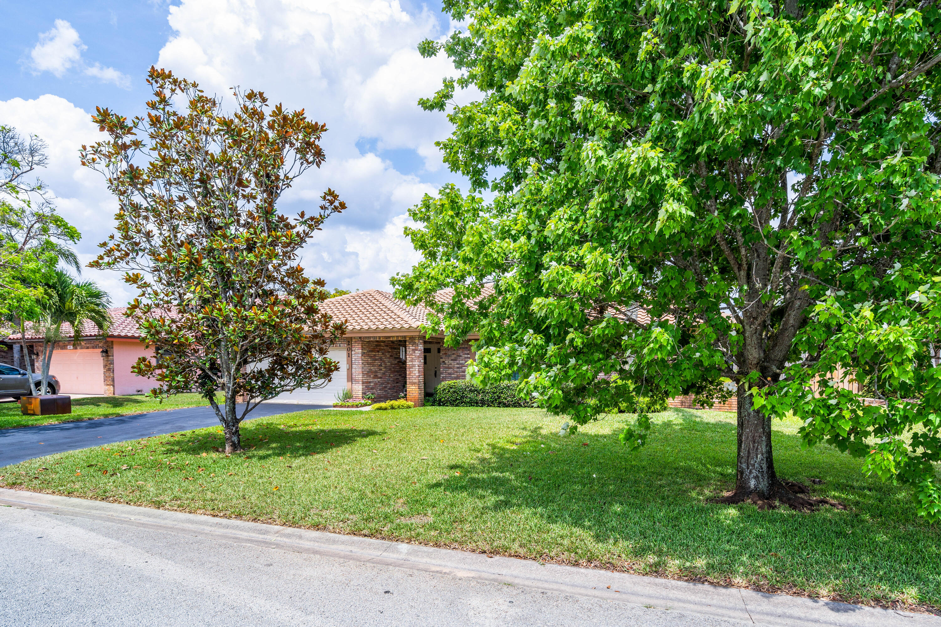 201 NW 108th Avenue, Coral Springs