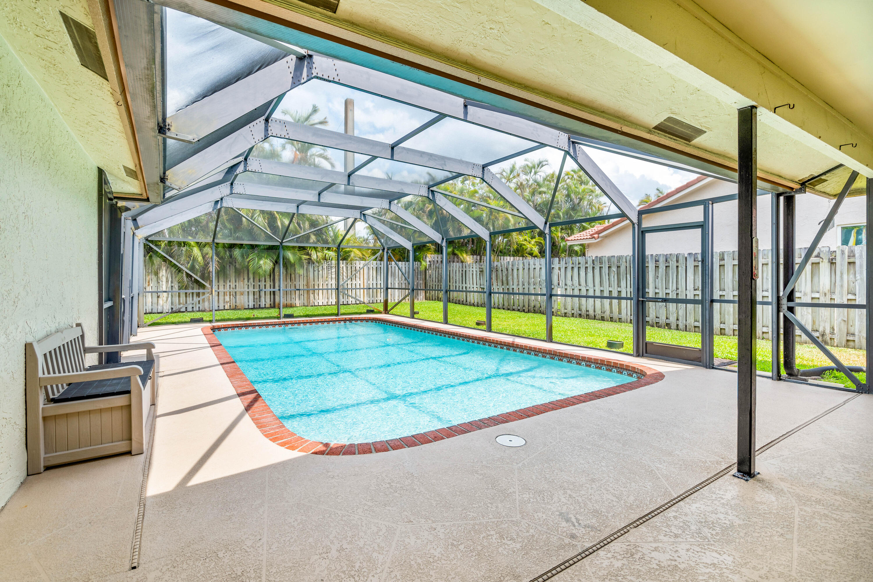 201 NW 108th Avenue, Coral Springs