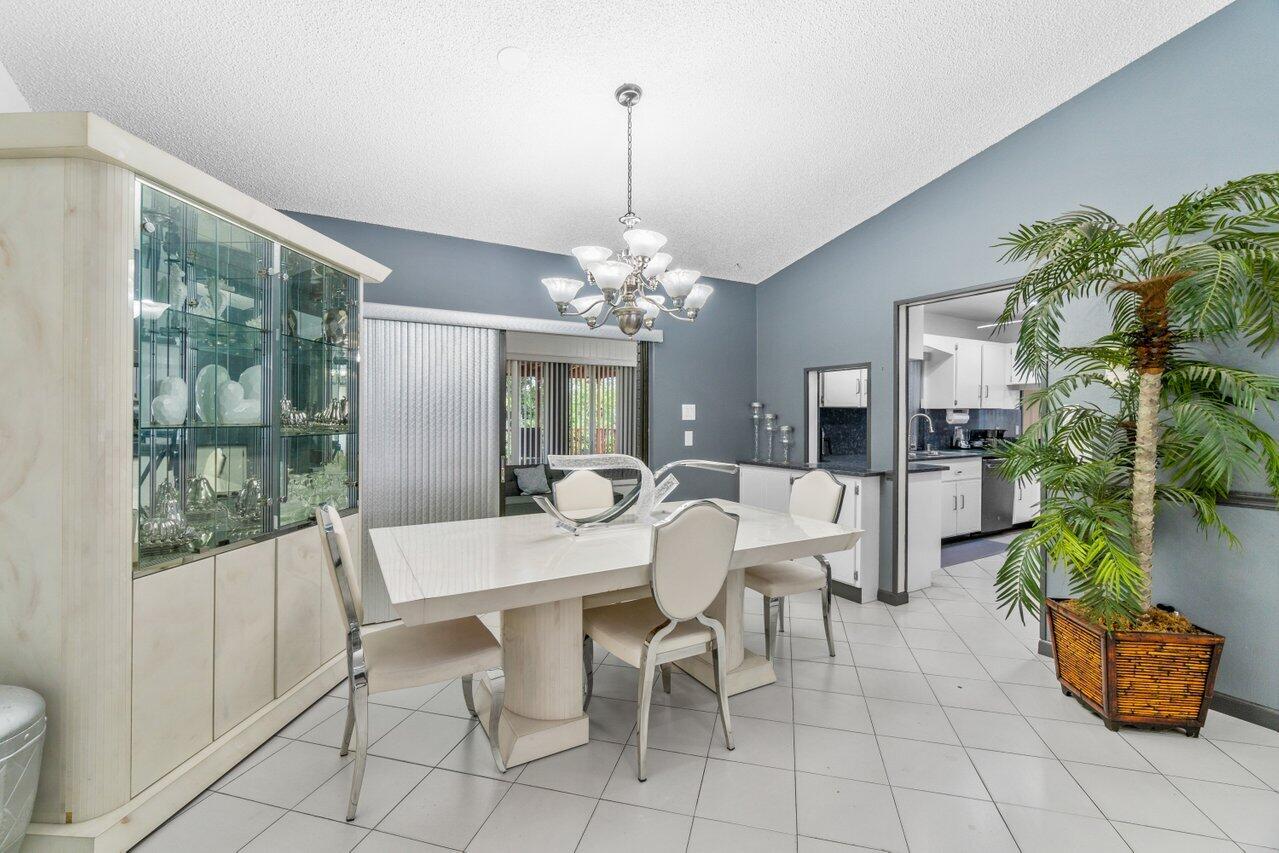 2841 Hypoluxo Road