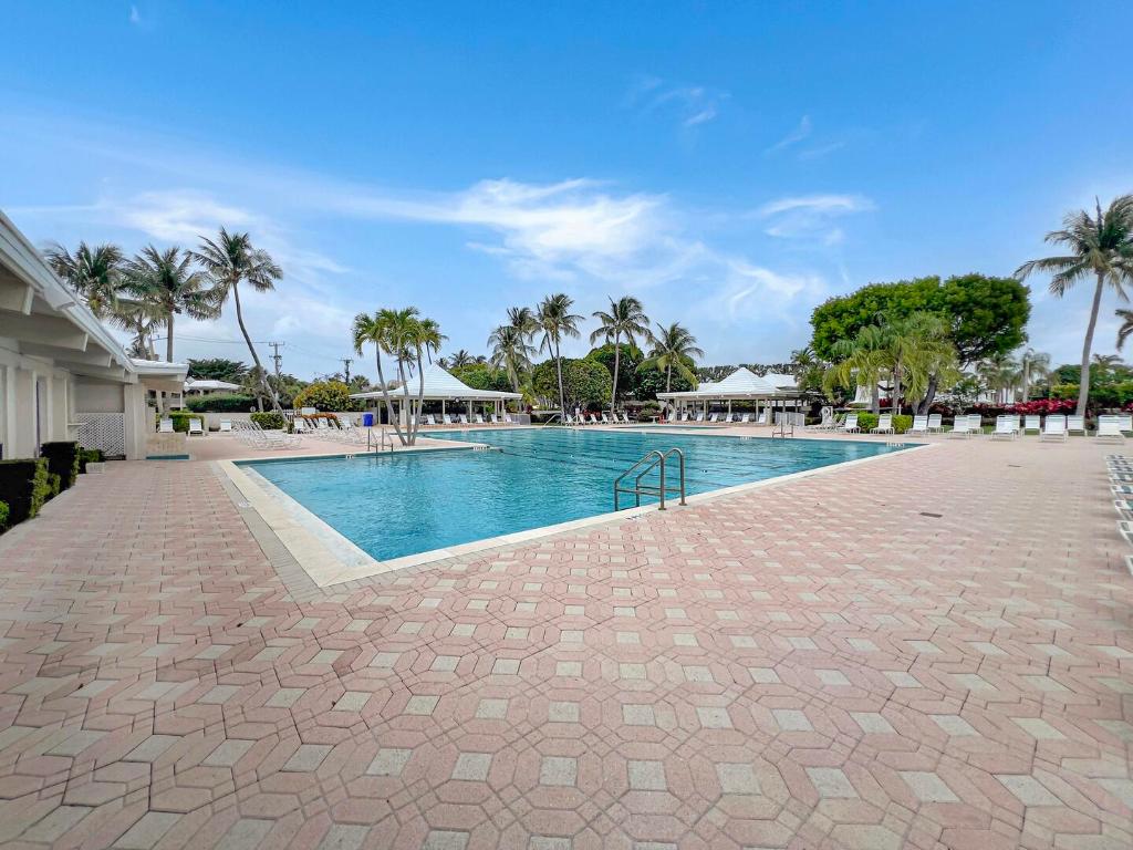 1130 Sugar Sands Boulevard, 188, Riviera Beach Unit: 188