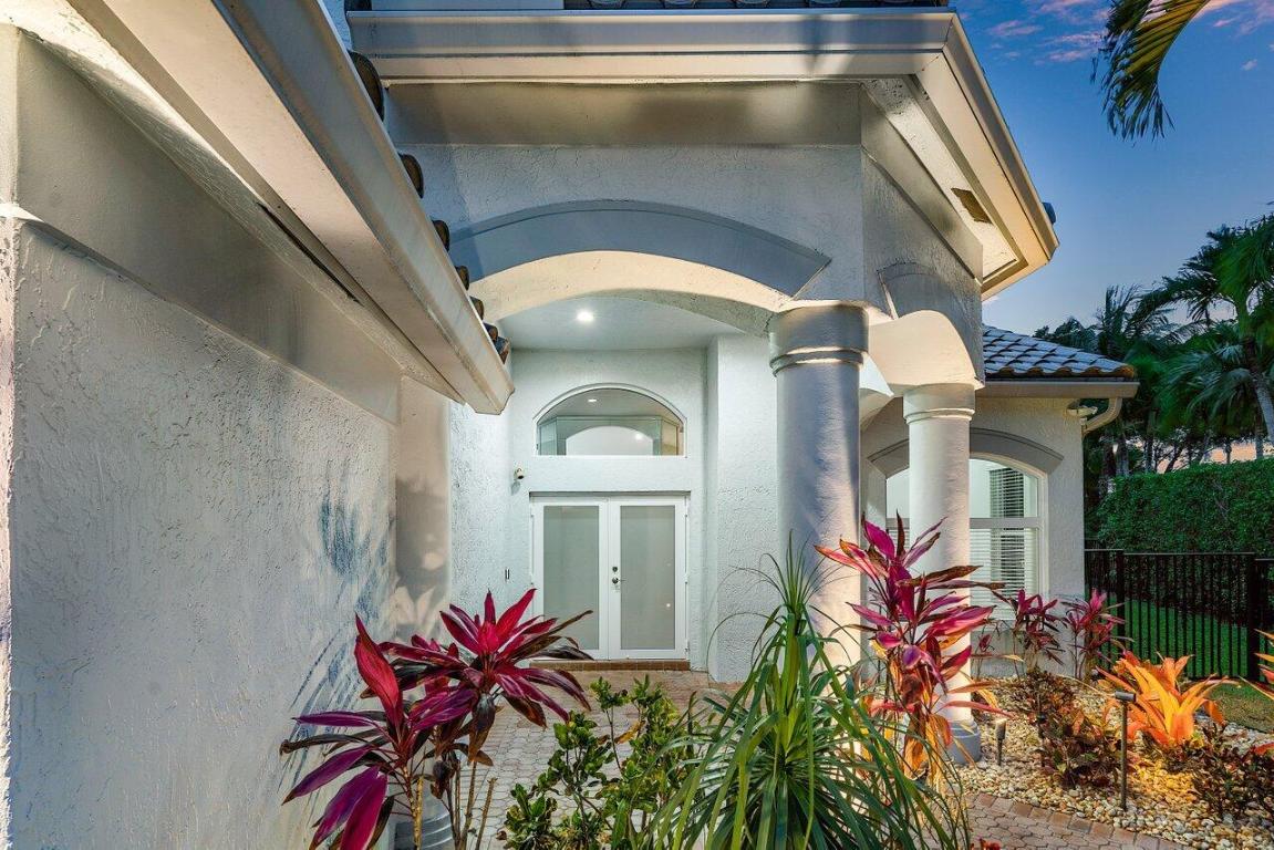 19959 Dinner Key Drive