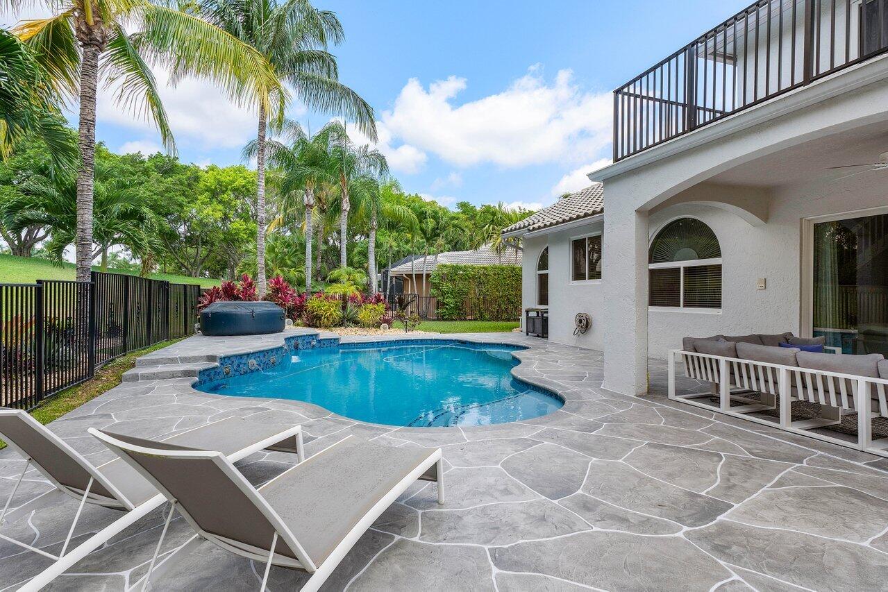 19959 Dinner Key Drive