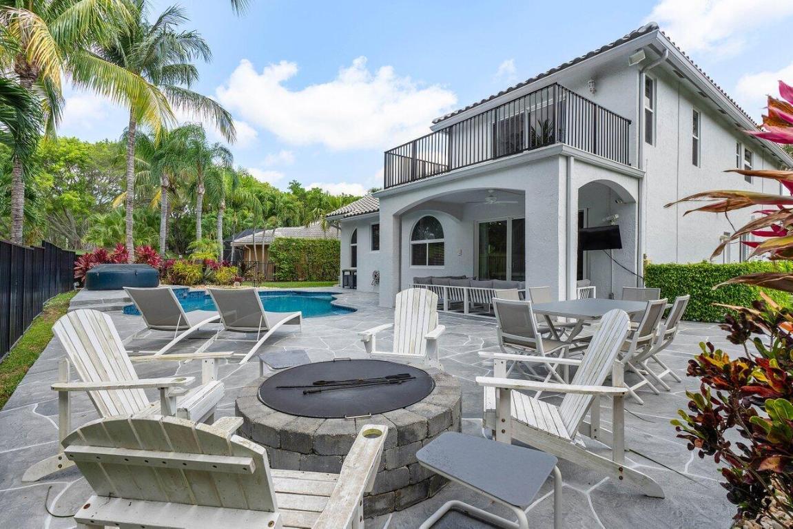 19959 Dinner Key Drive