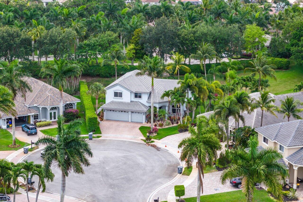 19959 Dinner Key Drive