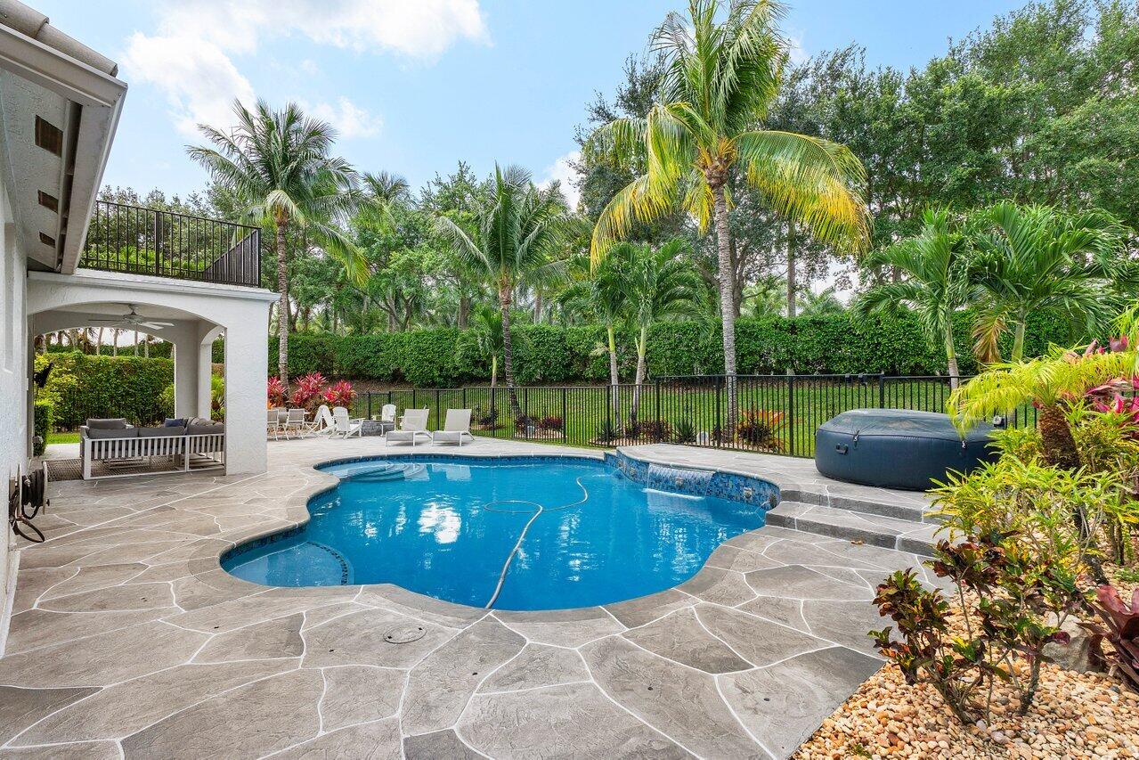 19959 Dinner Key Drive