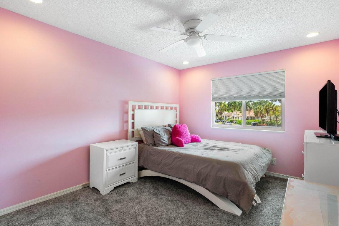 19959 Dinner Key Drive