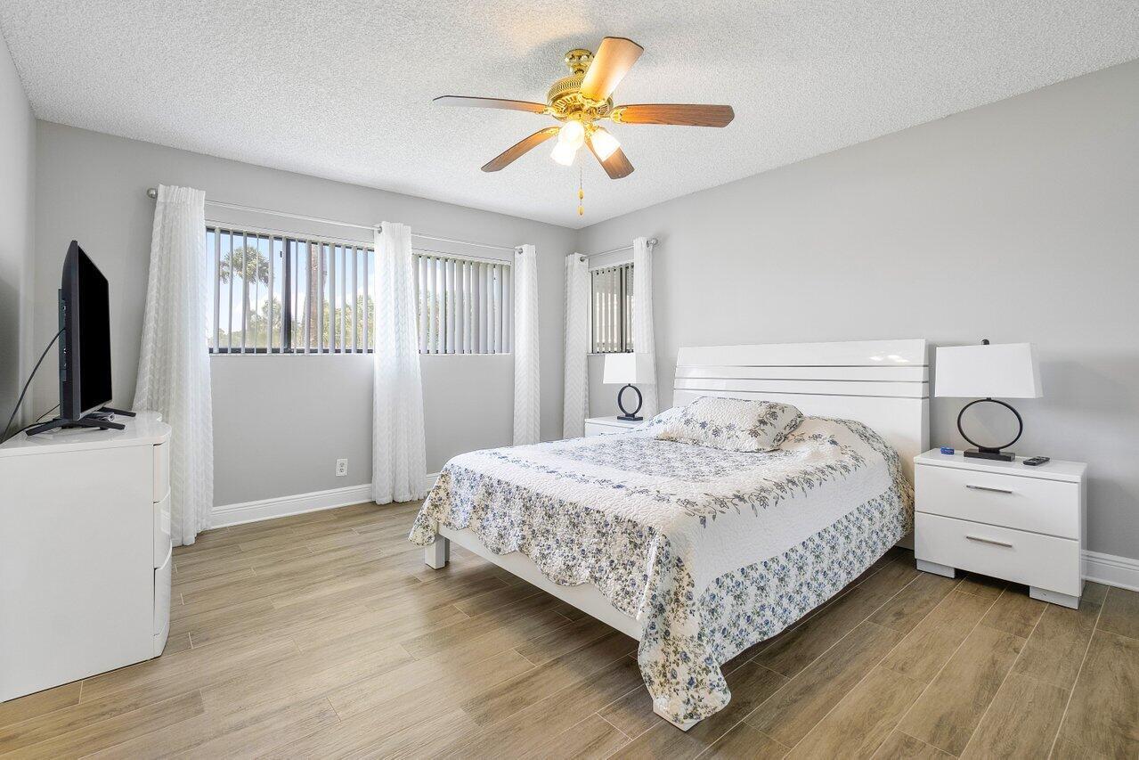 5370 Las Verdes Circle 107