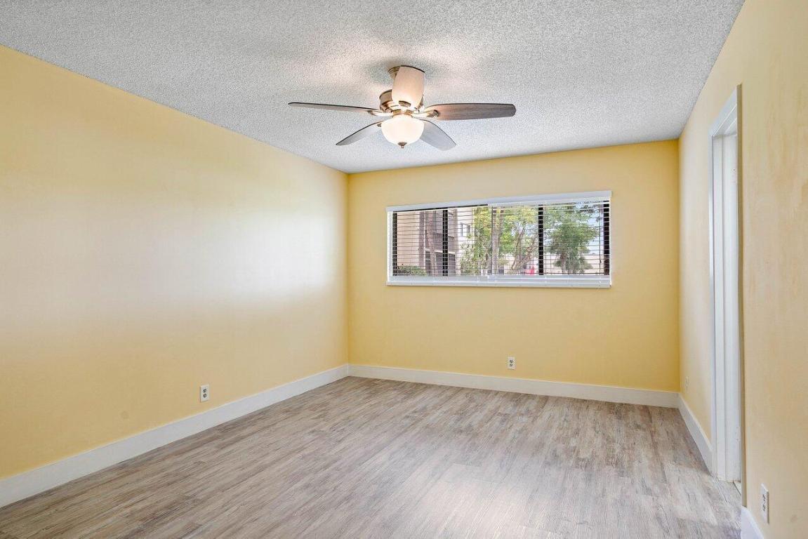 5280 Las Verdes Circle 111, Delray Beach Unit: 111