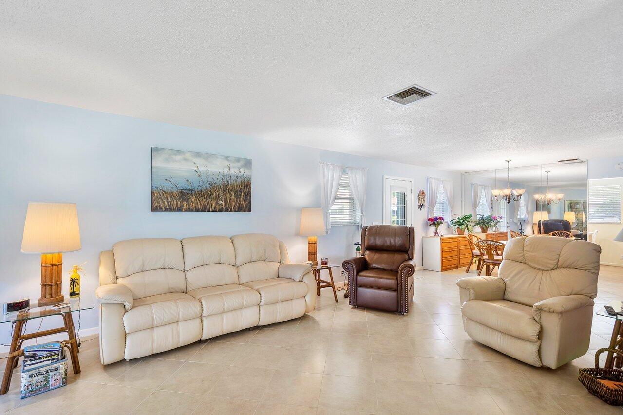 523 Sandpiper Circle 523