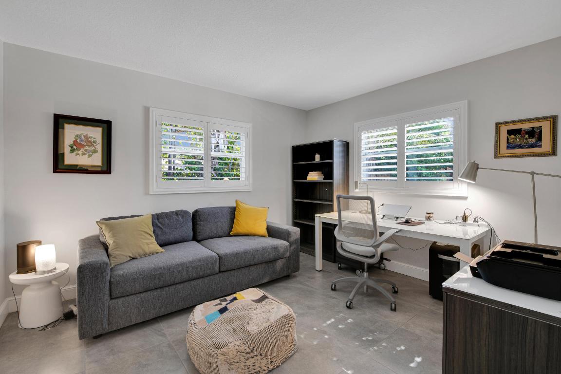 698 SW 15th Avenue, Boca Raton