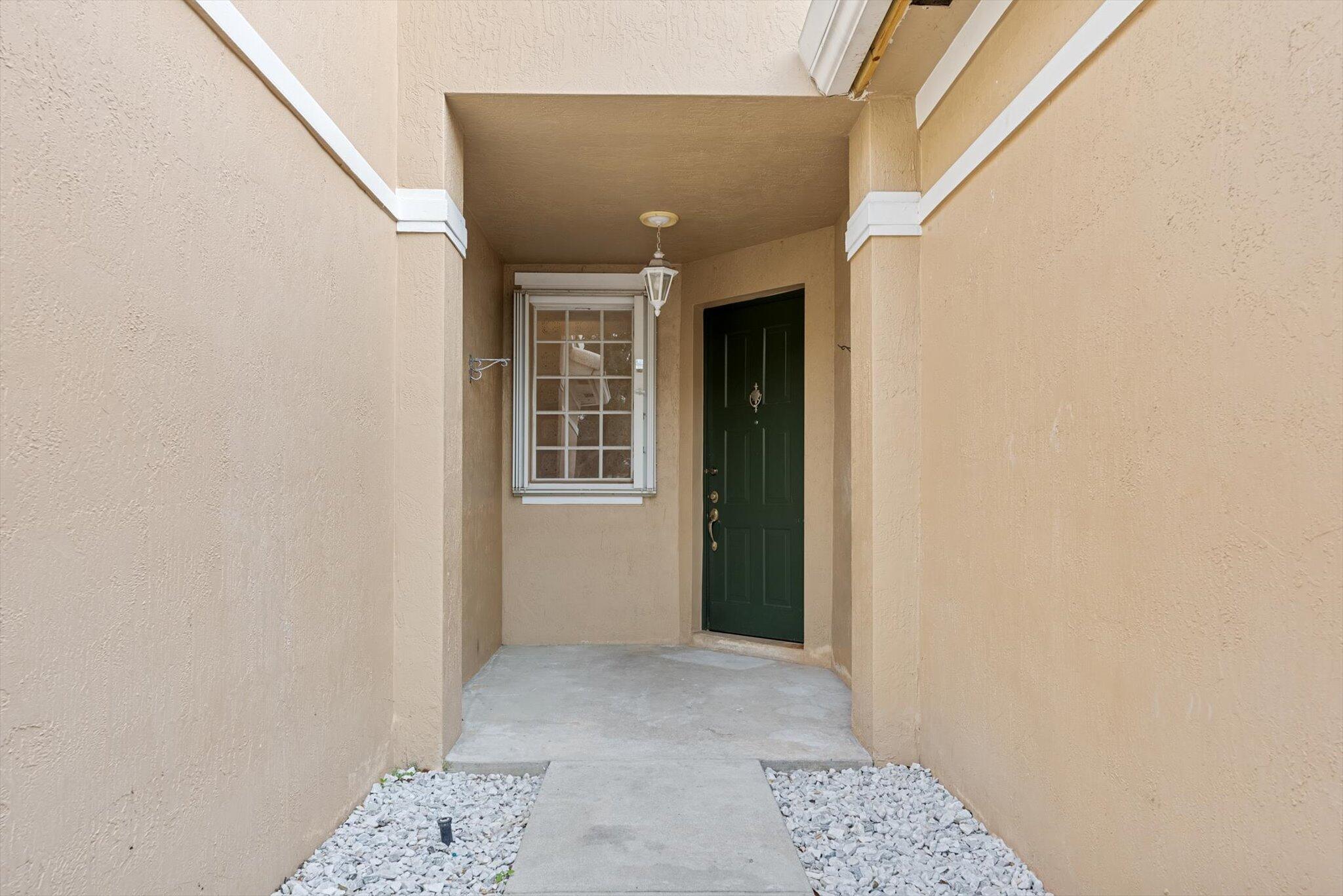 4945 Fulton Street