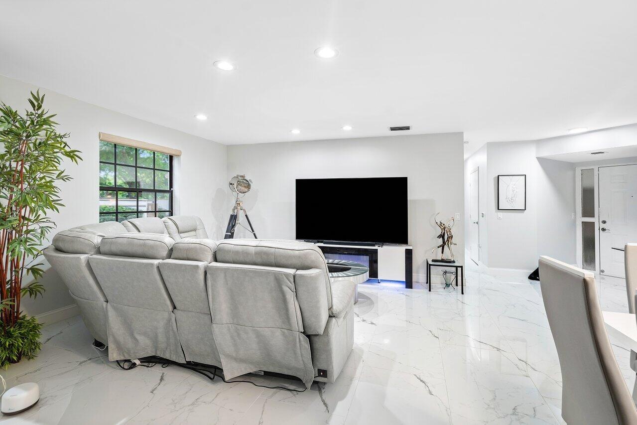 5241 Brisata Circle Aa